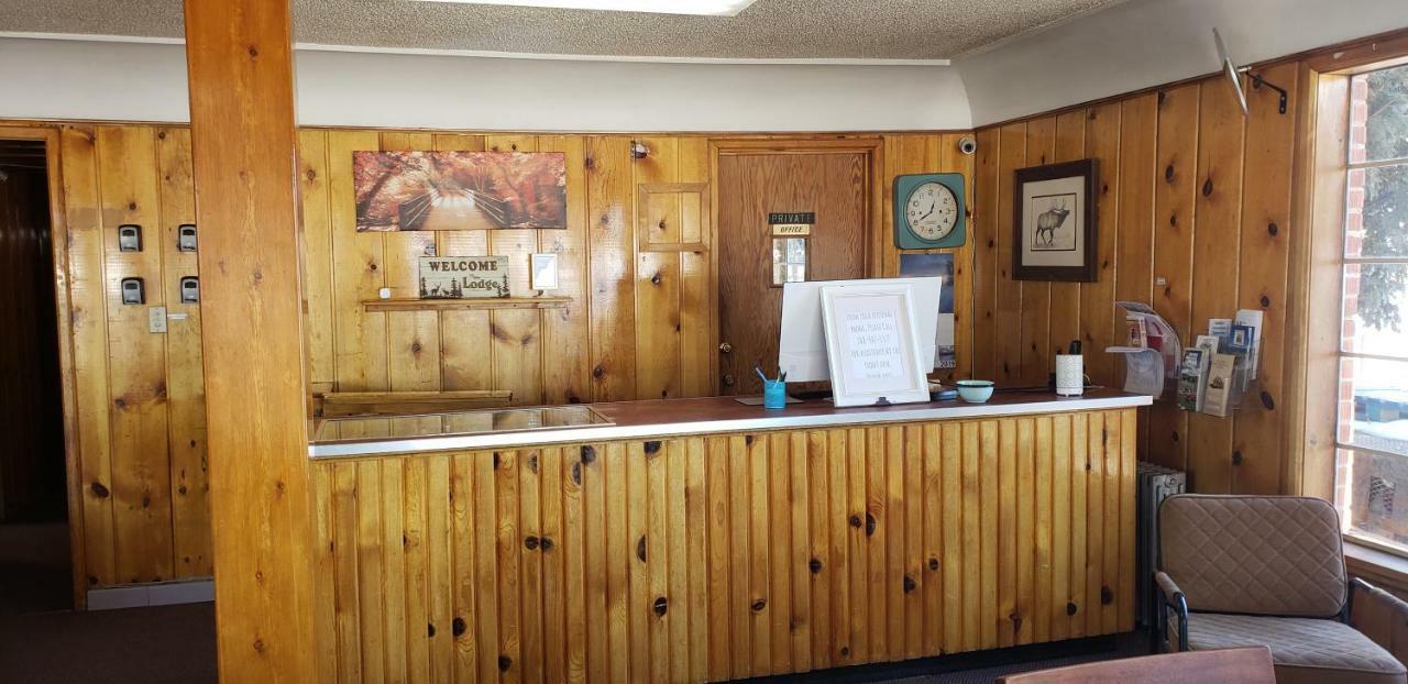 Caribou Lodge And Motel Soda Springs Esterno foto